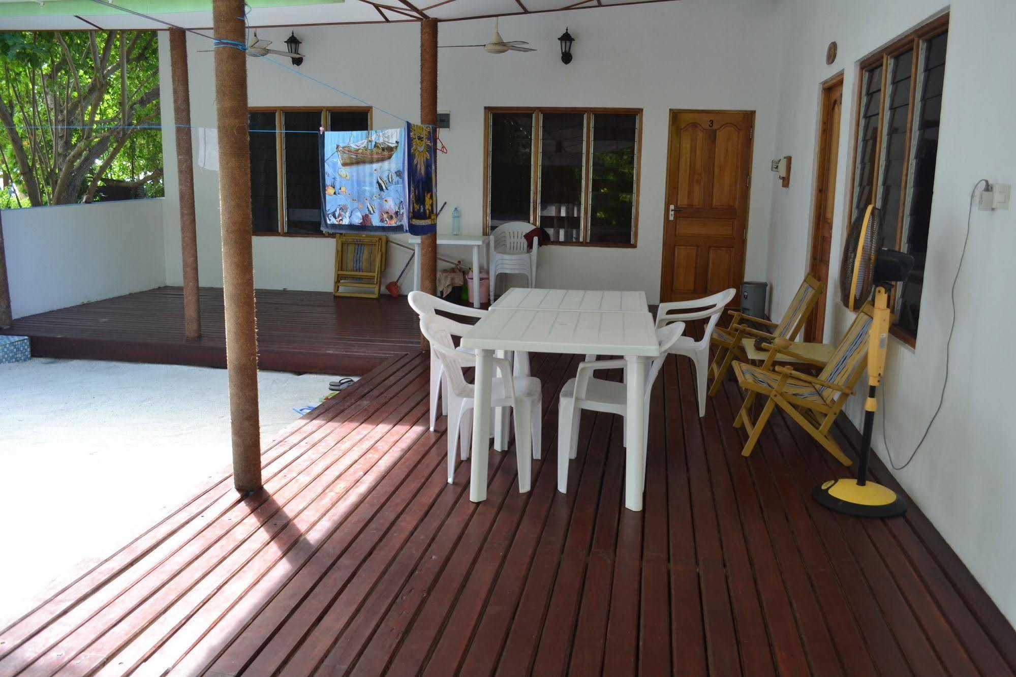 Fulidhoo La Perla Guest House Exterior foto